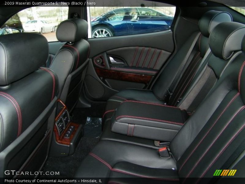 Nero (Black) / Nero 2009 Maserati Quattroporte S