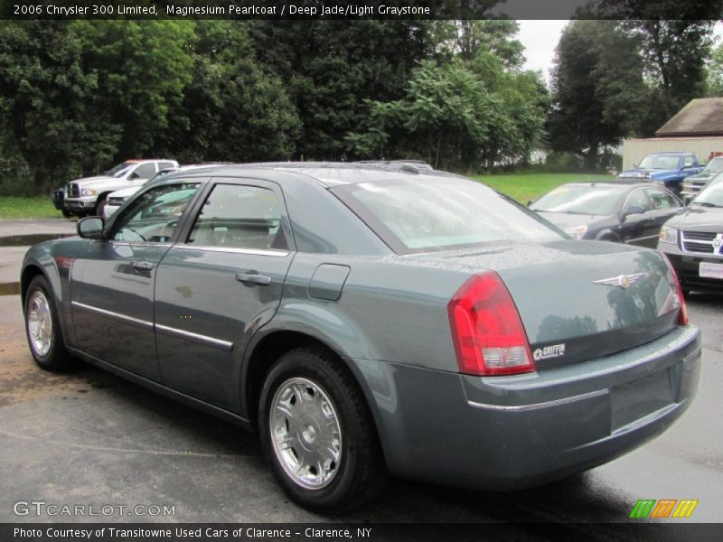Magnesium Pearlcoat / Deep Jade/Light Graystone 2006 Chrysler 300 Limited