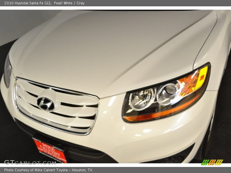 Pearl White / Gray 2010 Hyundai Santa Fe GLS