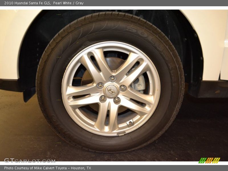 Pearl White / Gray 2010 Hyundai Santa Fe GLS