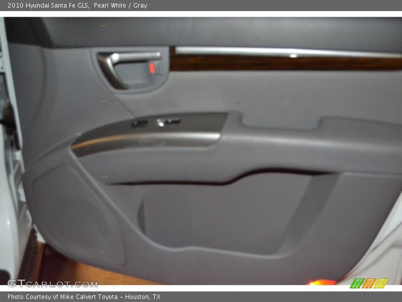 Pearl White / Gray 2010 Hyundai Santa Fe GLS