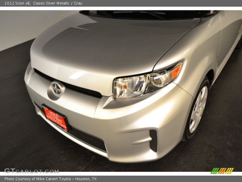 Classic Silver Metallic / Gray 2011 Scion xB