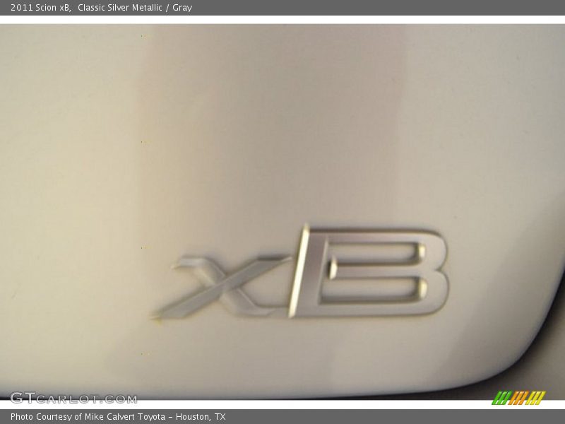 Classic Silver Metallic / Gray 2011 Scion xB