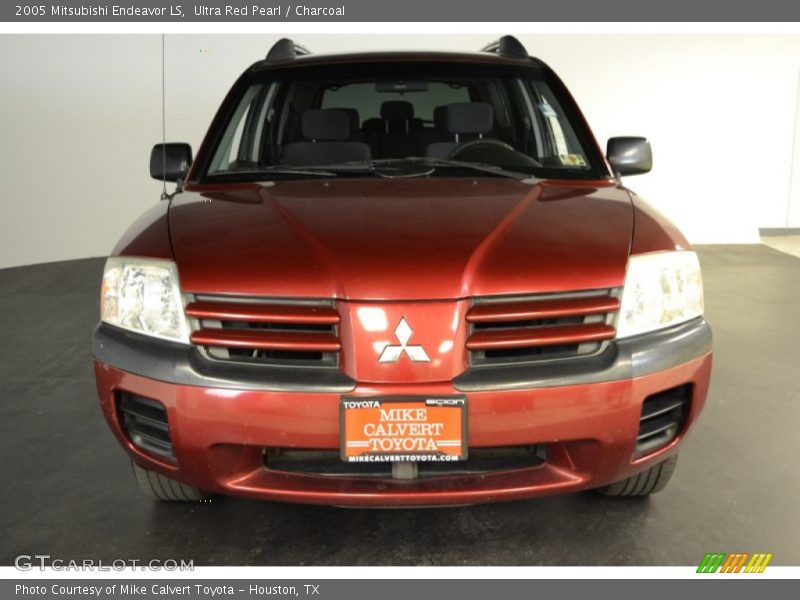 Ultra Red Pearl / Charcoal 2005 Mitsubishi Endeavor LS