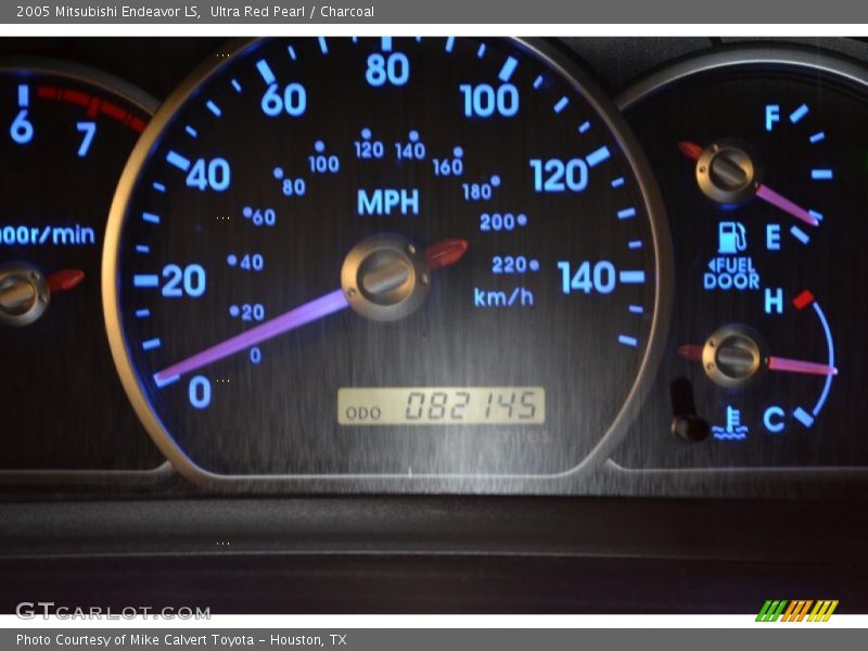 Ultra Red Pearl / Charcoal 2005 Mitsubishi Endeavor LS