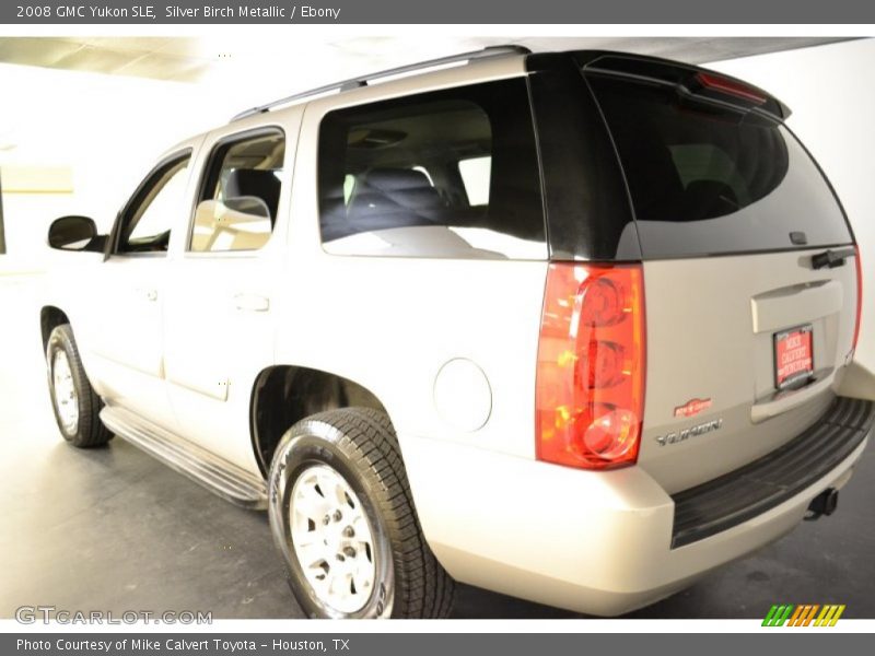 Silver Birch Metallic / Ebony 2008 GMC Yukon SLE