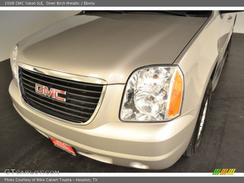 Silver Birch Metallic / Ebony 2008 GMC Yukon SLE