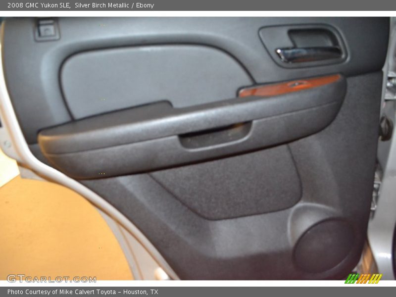 Silver Birch Metallic / Ebony 2008 GMC Yukon SLE