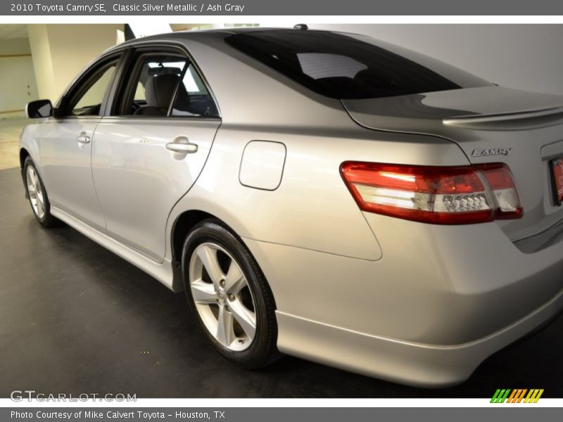 Classic Silver Metallic / Ash Gray 2010 Toyota Camry SE