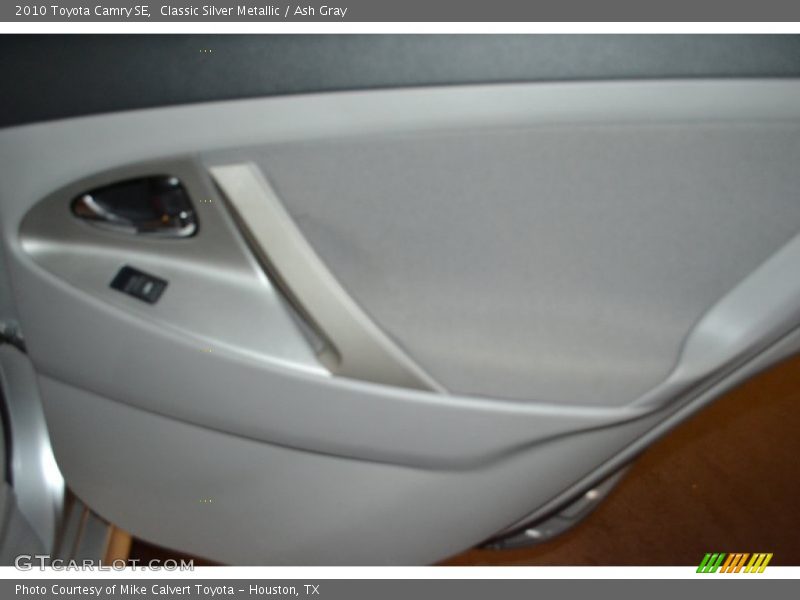 Classic Silver Metallic / Ash Gray 2010 Toyota Camry SE