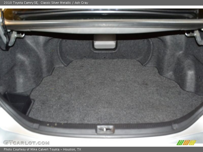 Classic Silver Metallic / Ash Gray 2010 Toyota Camry SE