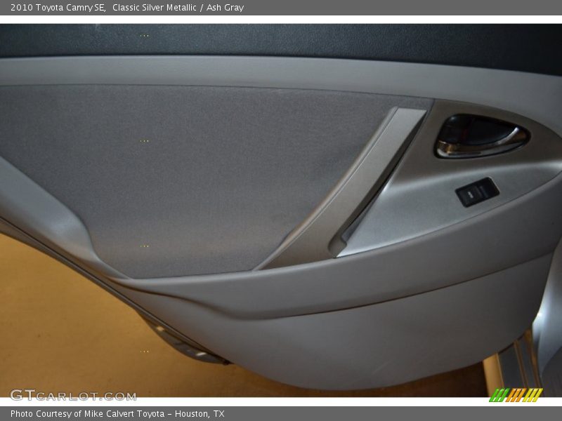 Classic Silver Metallic / Ash Gray 2010 Toyota Camry SE