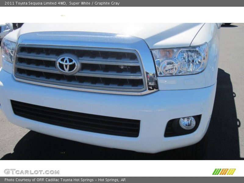 Super White / Graphite Gray 2011 Toyota Sequoia Limited 4WD