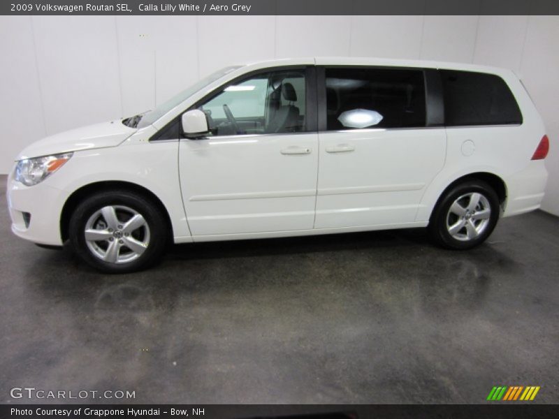 Calla Lilly White / Aero Grey 2009 Volkswagen Routan SEL