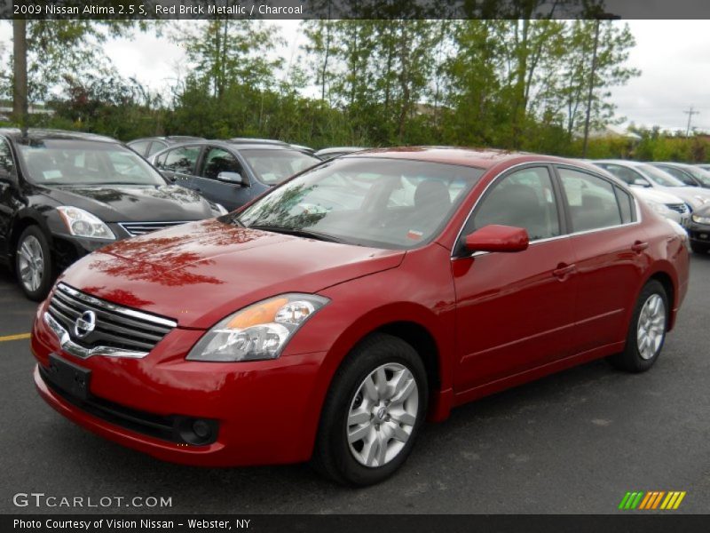 Red Brick Metallic / Charcoal 2009 Nissan Altima 2.5 S