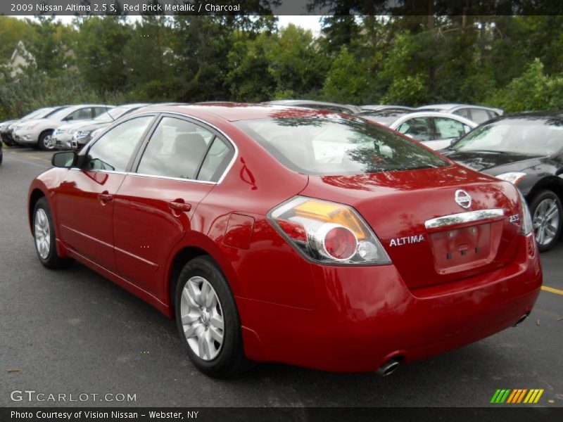 Red Brick Metallic / Charcoal 2009 Nissan Altima 2.5 S