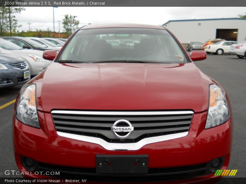 Red Brick Metallic / Charcoal 2009 Nissan Altima 2.5 S