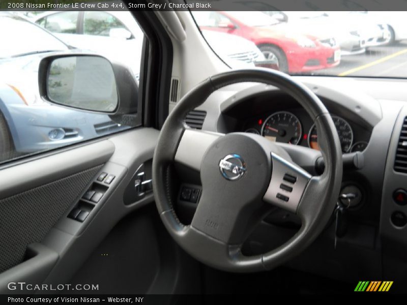 Storm Grey / Charcoal Black 2008 Nissan Frontier LE Crew Cab 4x4
