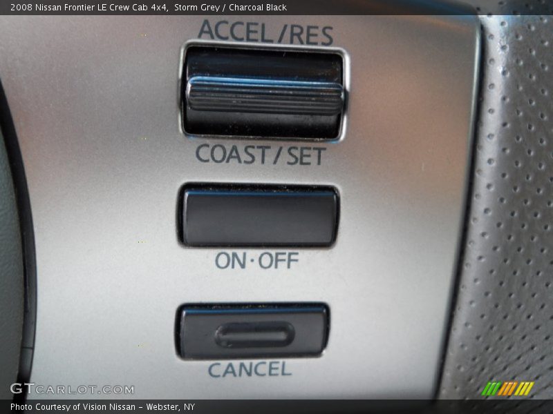 Storm Grey / Charcoal Black 2008 Nissan Frontier LE Crew Cab 4x4