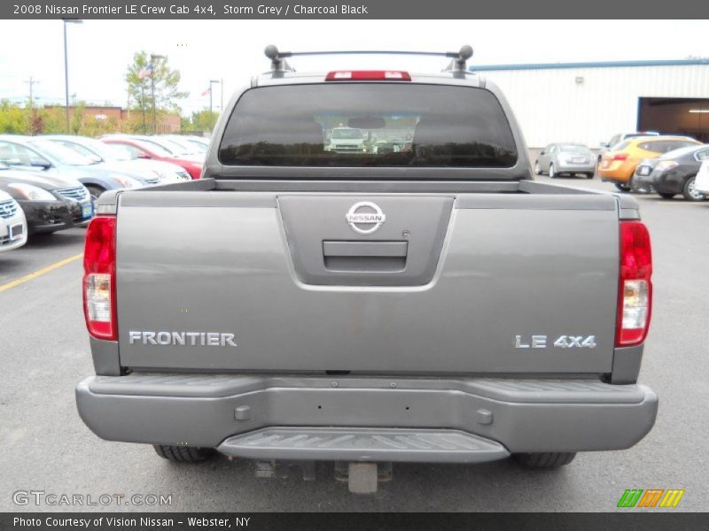 Storm Grey / Charcoal Black 2008 Nissan Frontier LE Crew Cab 4x4