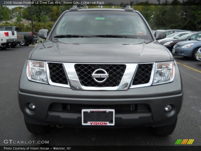 Storm Grey / Charcoal Black 2008 Nissan Frontier LE Crew Cab 4x4