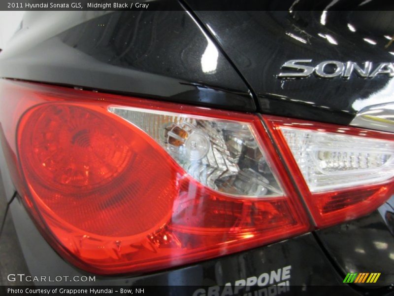 Midnight Black / Gray 2011 Hyundai Sonata GLS