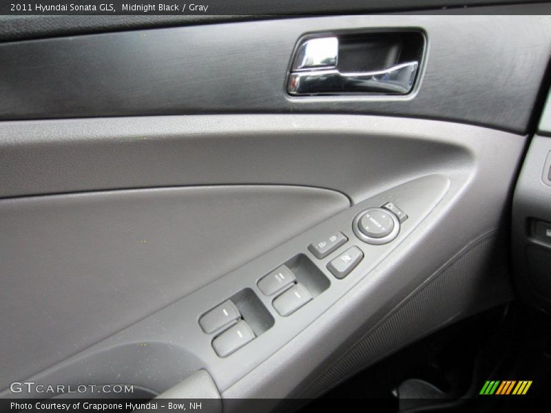 Midnight Black / Gray 2011 Hyundai Sonata GLS