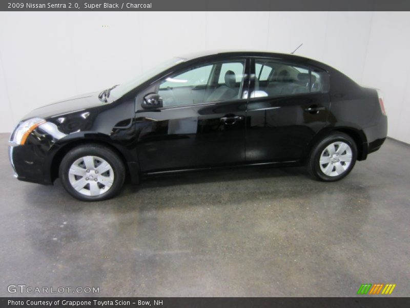 Super Black / Charcoal 2009 Nissan Sentra 2.0