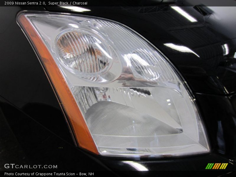 Super Black / Charcoal 2009 Nissan Sentra 2.0