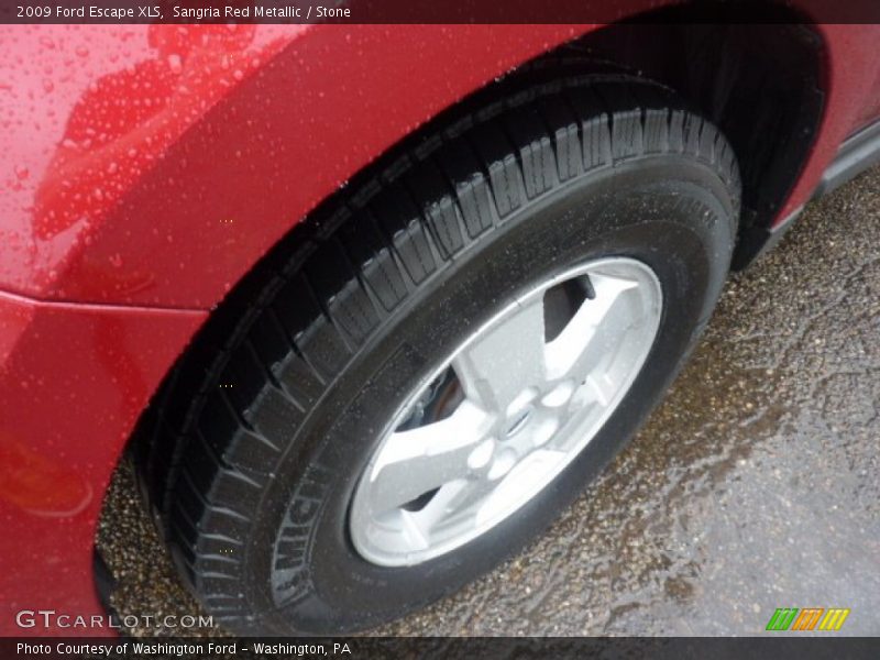 Sangria Red Metallic / Stone 2009 Ford Escape XLS