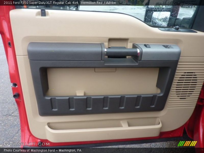 Door Panel of 2011 F350 Super Duty XLT Regular Cab 4x4