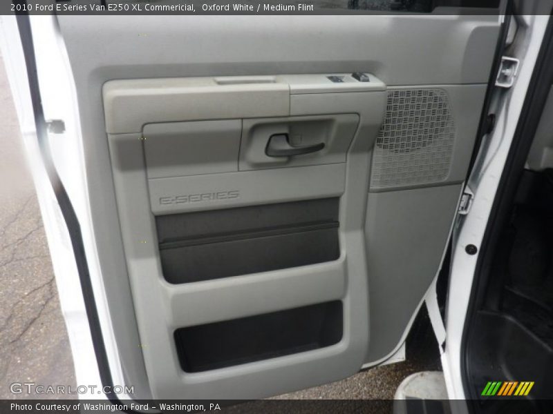 Oxford White / Medium Flint 2010 Ford E Series Van E250 XL Commericial
