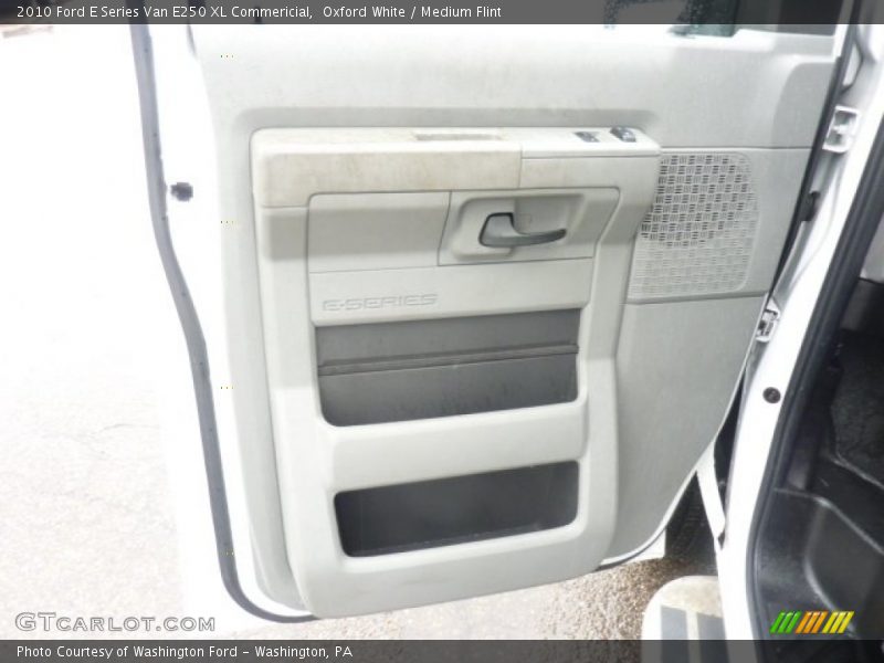 Oxford White / Medium Flint 2010 Ford E Series Van E250 XL Commericial