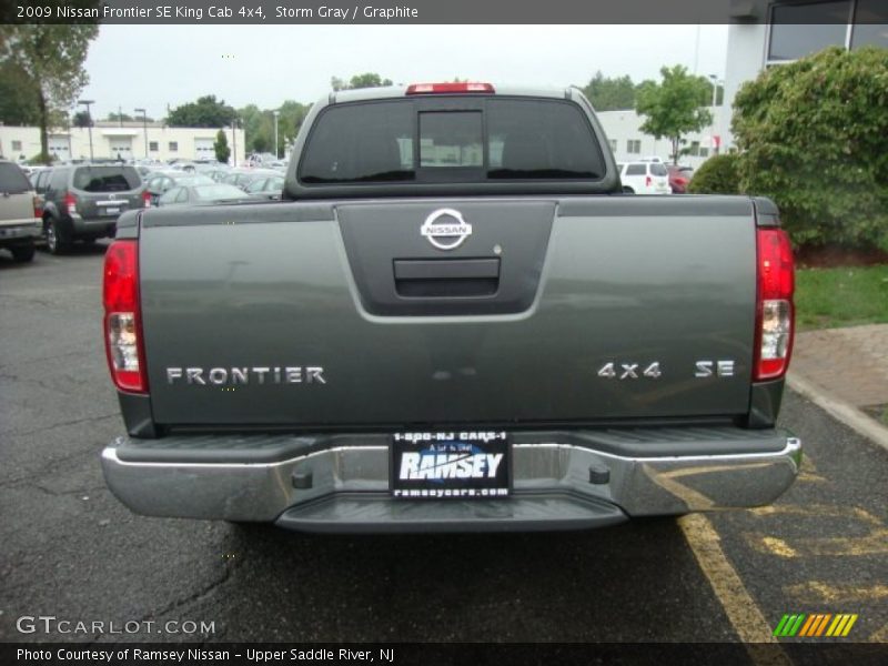 Storm Gray / Graphite 2009 Nissan Frontier SE King Cab 4x4