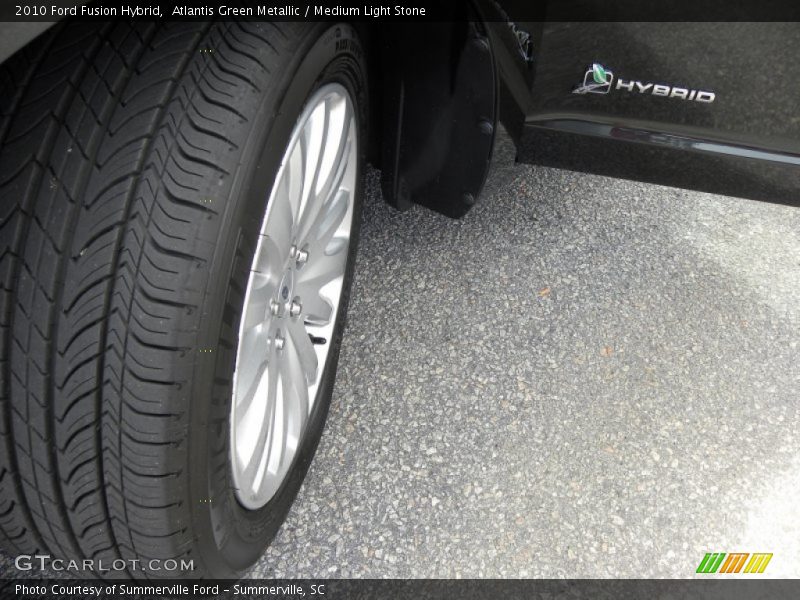 Atlantis Green Metallic / Medium Light Stone 2010 Ford Fusion Hybrid