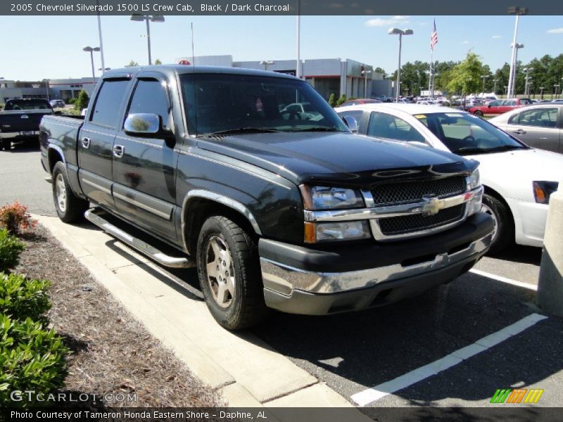 Black / Dark Charcoal 2005 Chevrolet Silverado 1500 LS Crew Cab