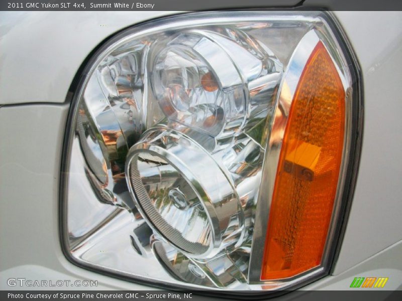 Summit White / Ebony 2011 GMC Yukon SLT 4x4