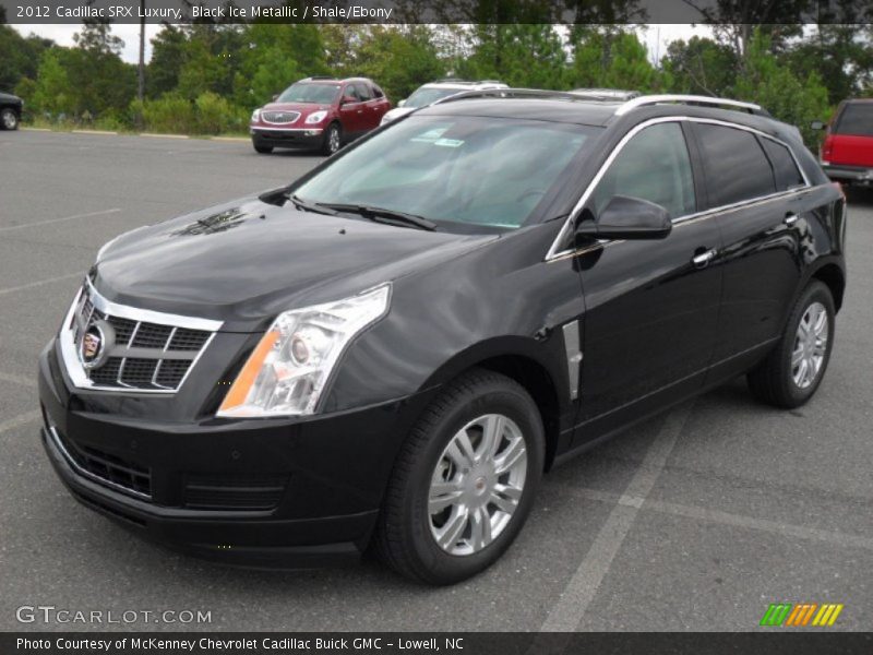 Front 3/4 View of 2012 SRX Luxury