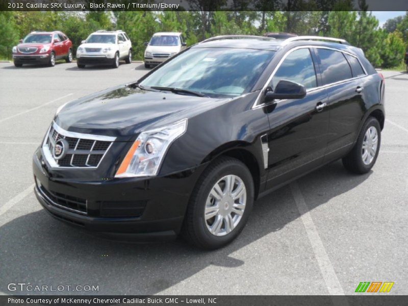 Front 3/4 View of 2012 SRX Luxury