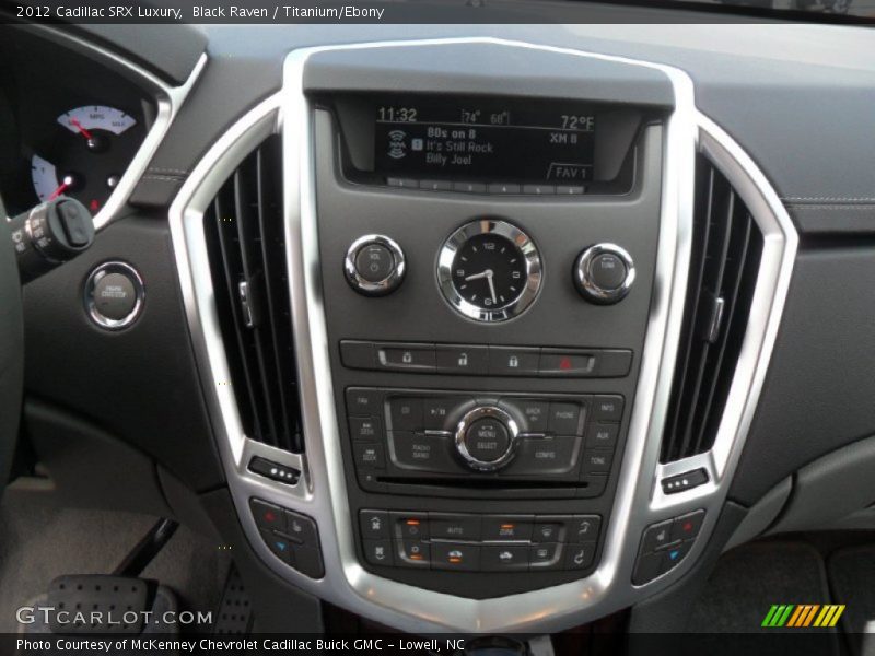 Controls of 2012 SRX Luxury