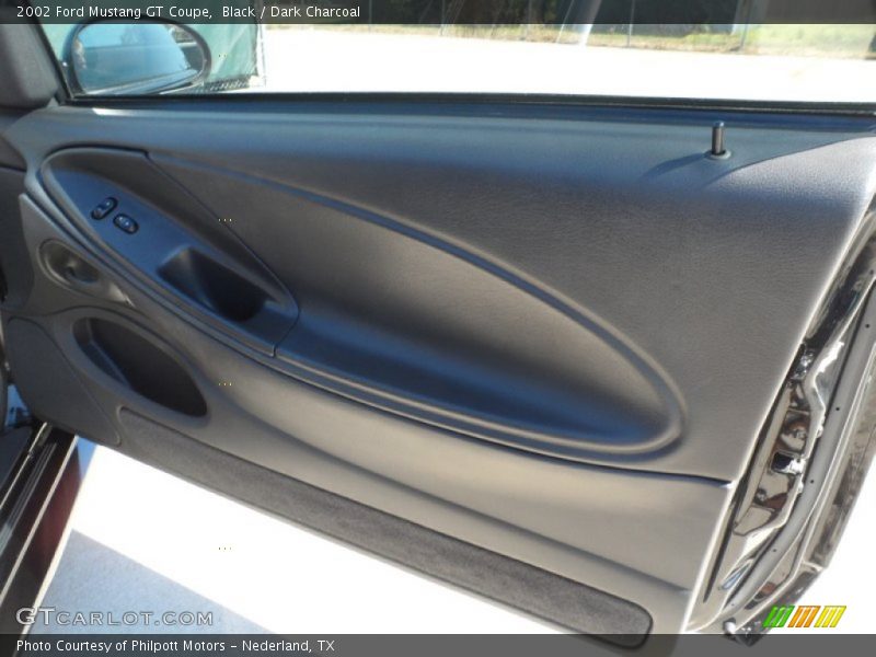 Black / Dark Charcoal 2002 Ford Mustang GT Coupe