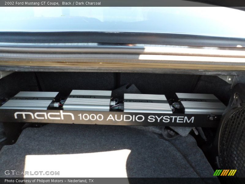 Black / Dark Charcoal 2002 Ford Mustang GT Coupe