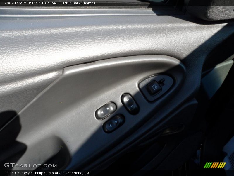 Black / Dark Charcoal 2002 Ford Mustang GT Coupe