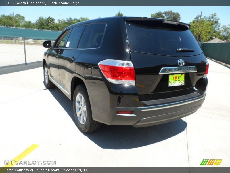 Black / Sand Beige 2012 Toyota Highlander