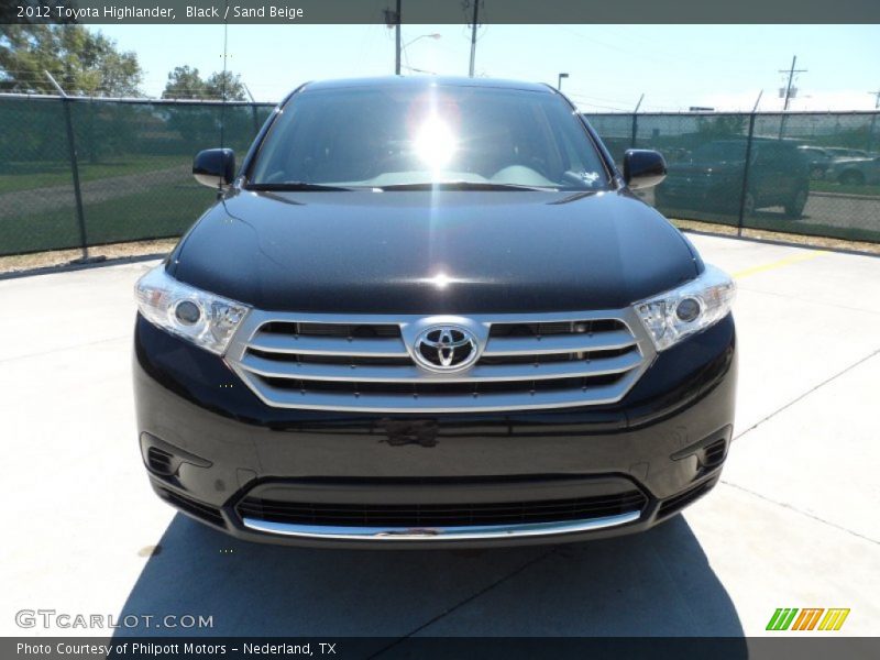 Black / Sand Beige 2012 Toyota Highlander
