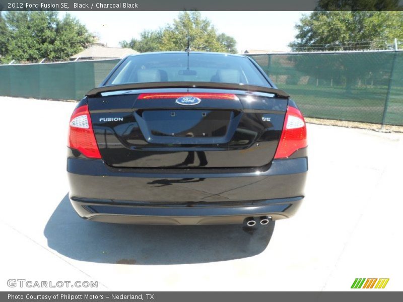 Black / Charcoal Black 2012 Ford Fusion SE
