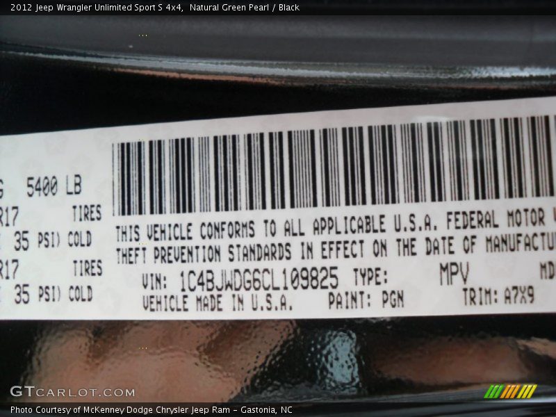 PGN - 2012 Jeep Wrangler Unlimited Sport S 4x4