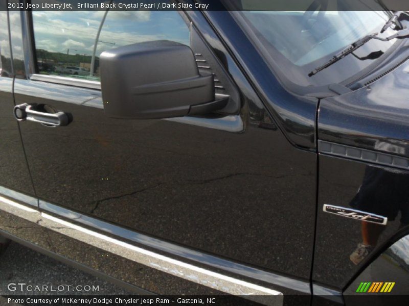 Brilliant Black Crystal Pearl / Dark Slate Gray 2012 Jeep Liberty Jet