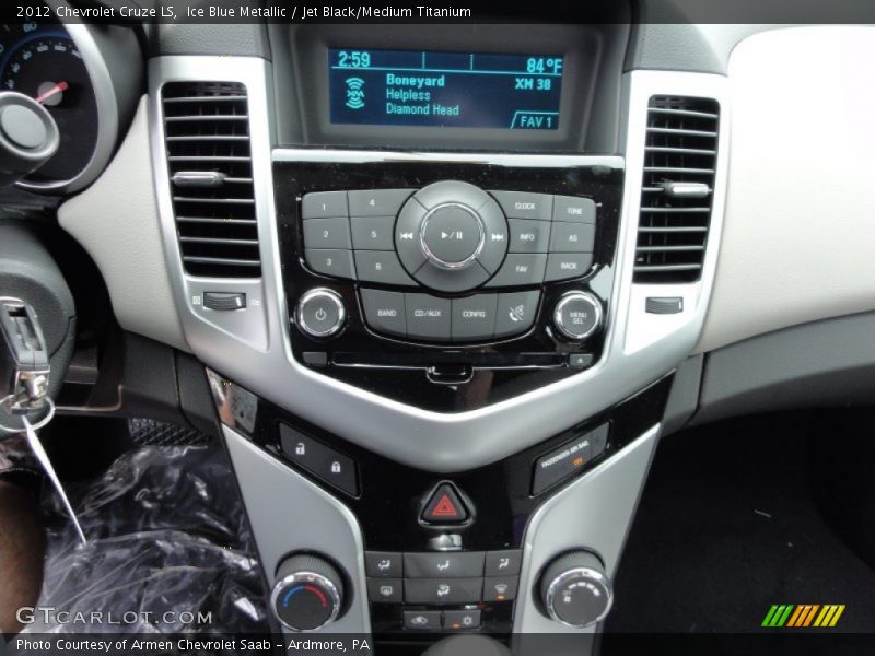 Controls of 2012 Cruze LS