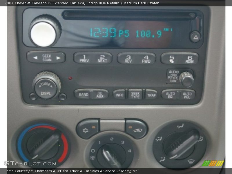 Indigo Blue Metallic / Medium Dark Pewter 2004 Chevrolet Colorado LS Extended Cab 4x4